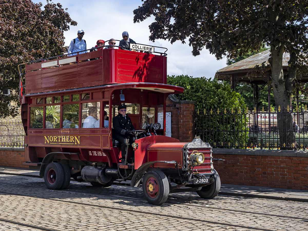 Beamish Bus